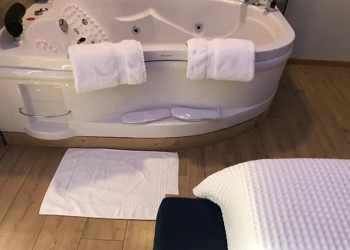 Apartament Deluxe In Center Tirana